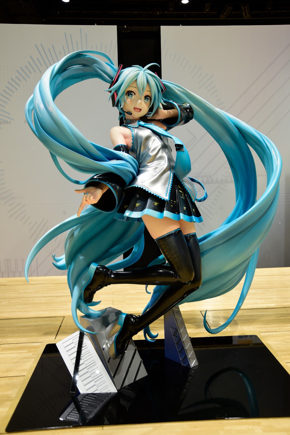 初音ミク・クロニクル 1/7スケールフィギュア - キャラクターグッズ